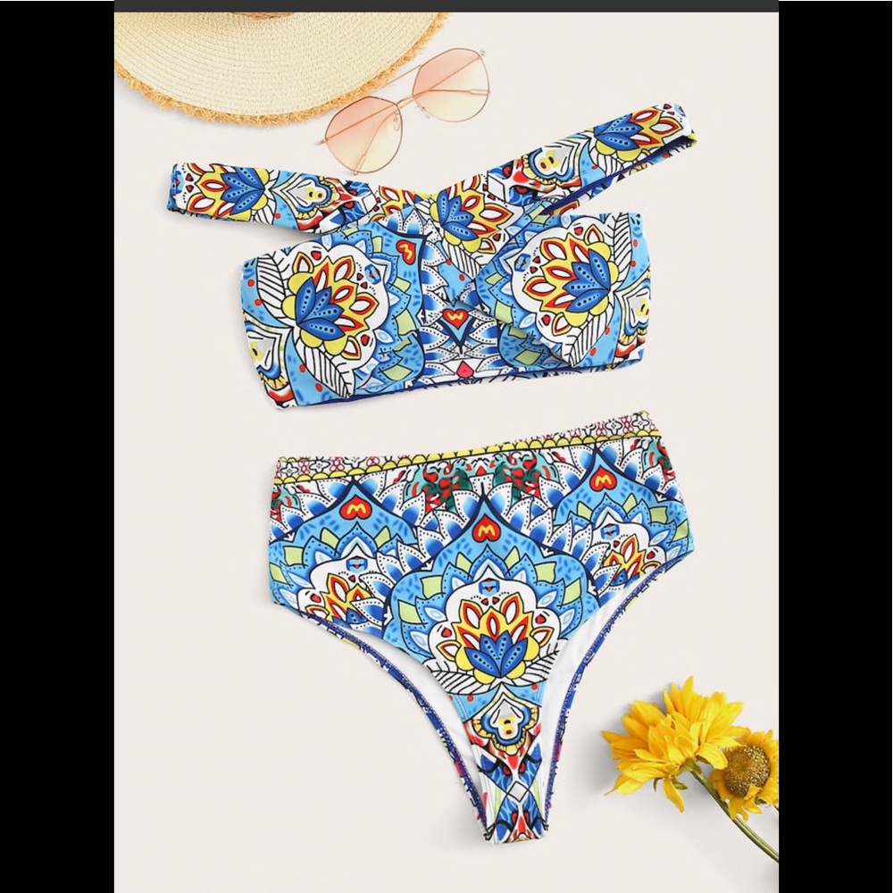 Multi color bikini